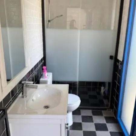 Entre Bois Et Mer, Chez Mathilde Et Jeremy